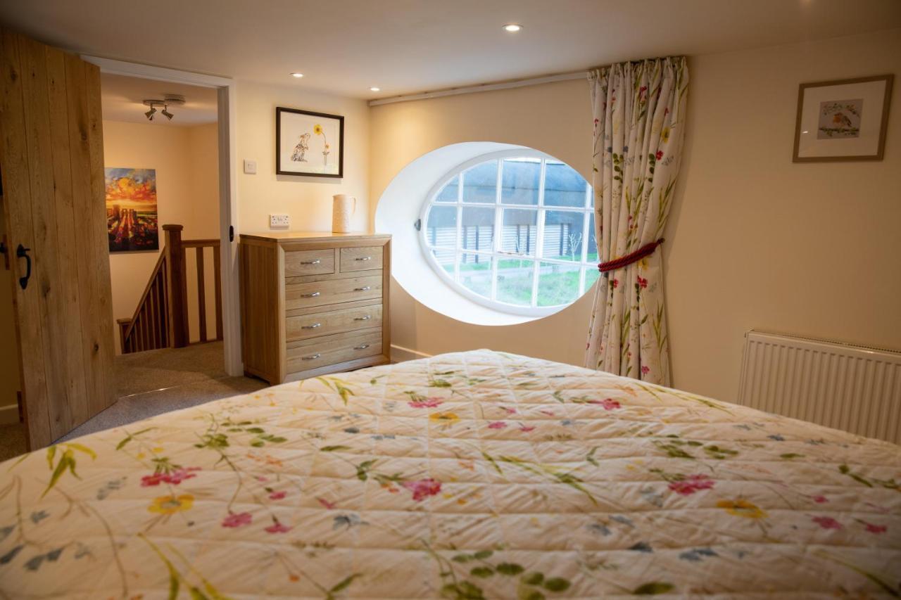 Rollestone Coach House Villa Shrewton Luaran gambar